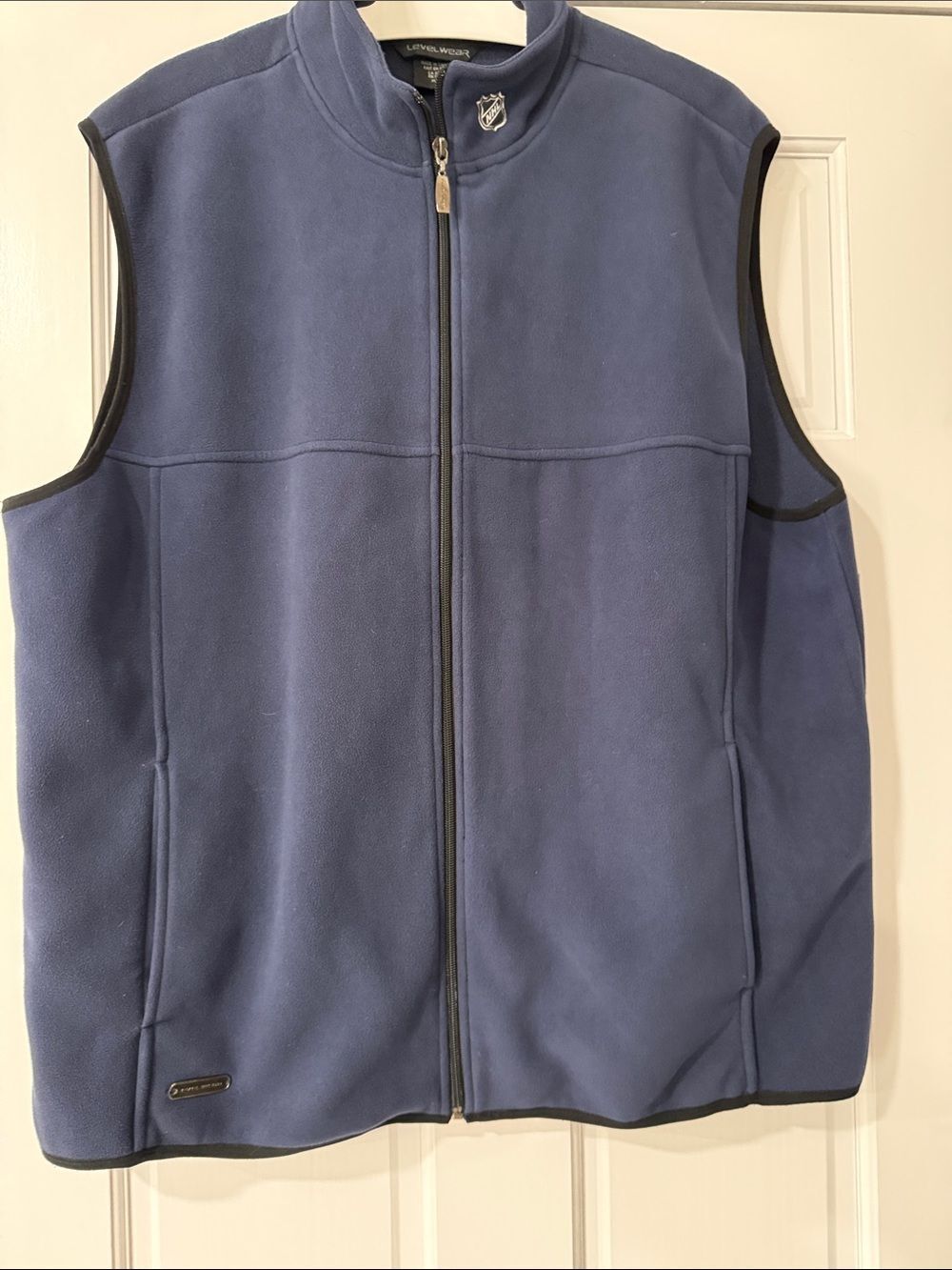 Men's NHL  Levelwear Navy Soft Fleece  Full-Zip Vest Size XL